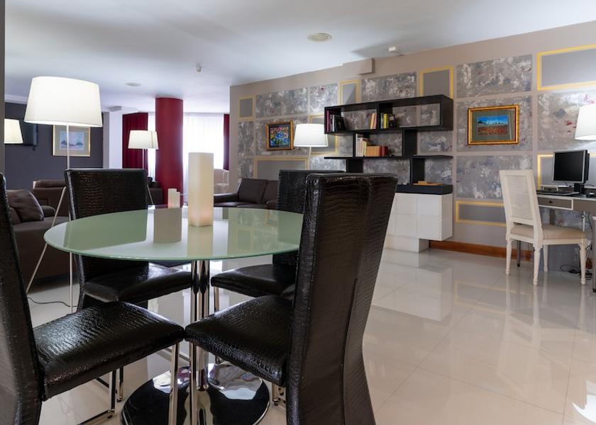 Cantabria Santa Cruz de Bezana Lobby