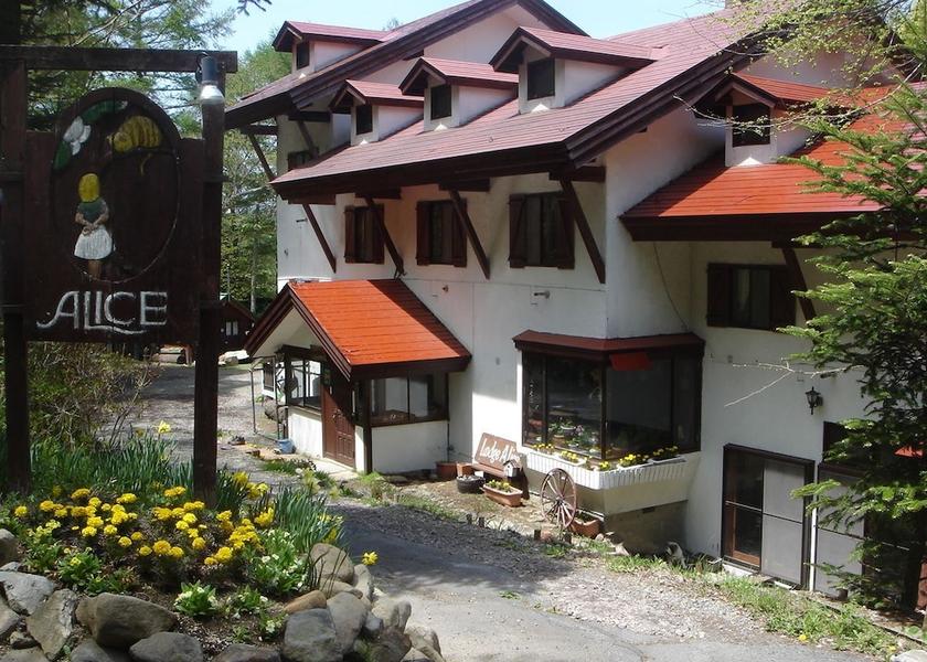 Nagano Ueda Facade
