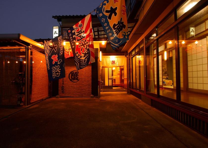 Hyogo Kami Facade
