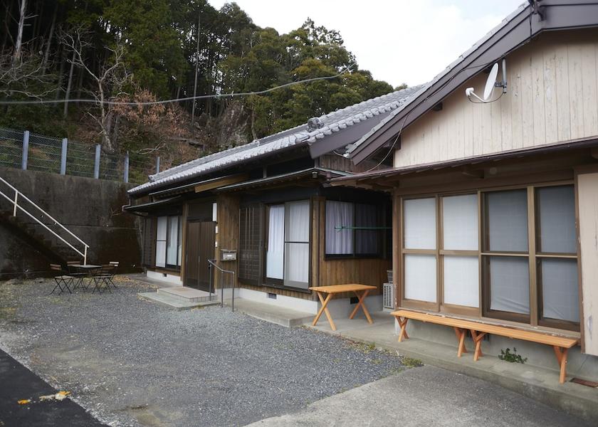 Wakayama Nachikatsuura Exterior Detail