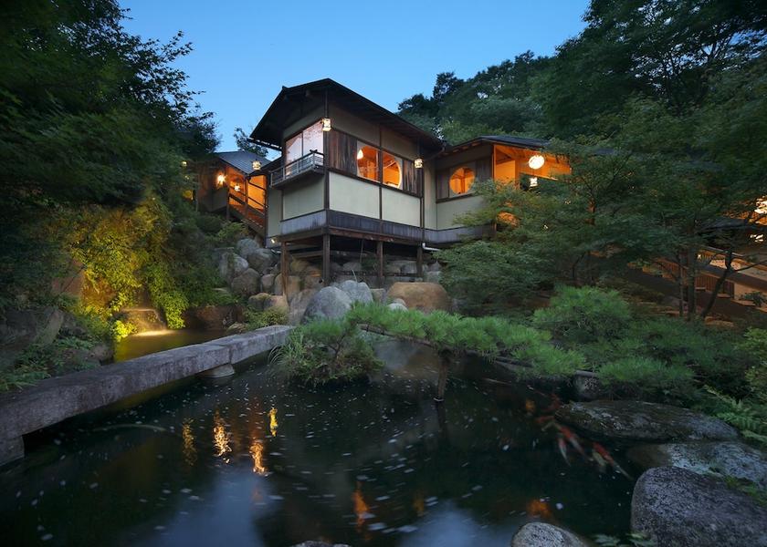 Yamanashi Otsuki Facade