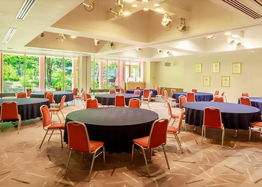 Yamanashi Hokuto Meeting Room