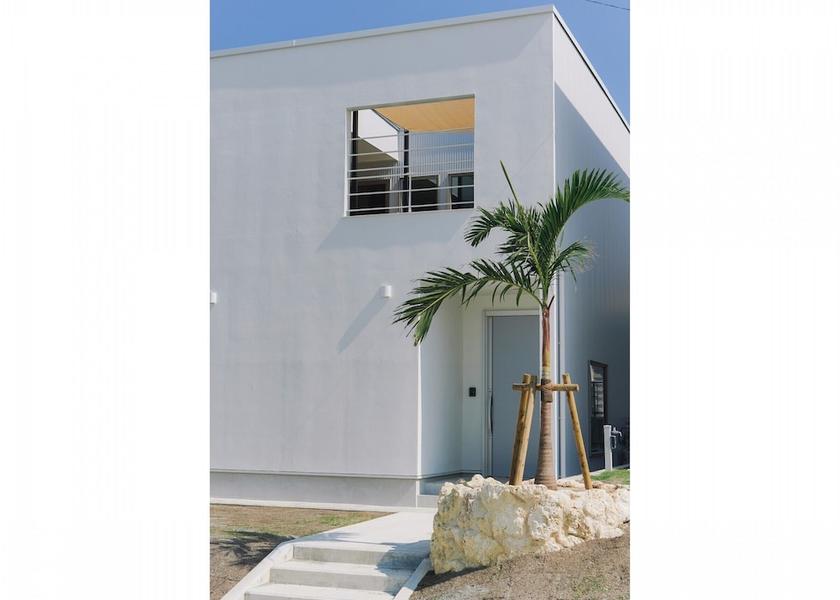 Okinawa (prefecture) Onna Entrance