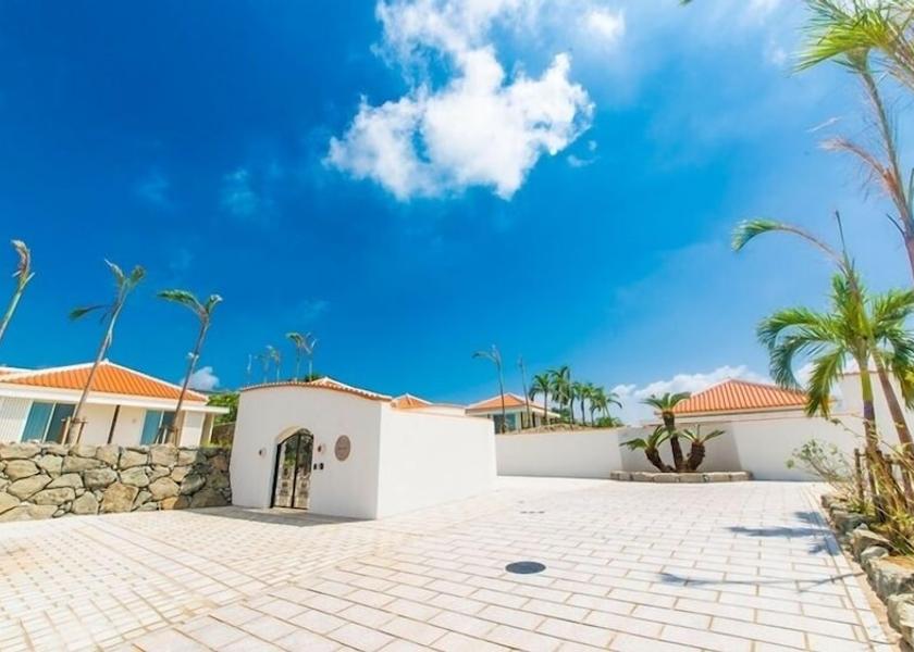 Okinawa (prefecture) Ishigaki Courtyard