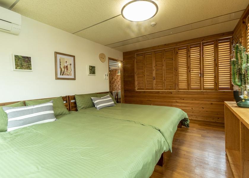 Okinawa (prefecture) Ishigaki Interior Entrance