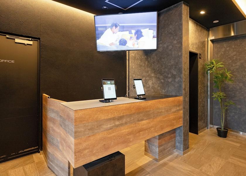 Hokkaido Chitose Interior Entrance