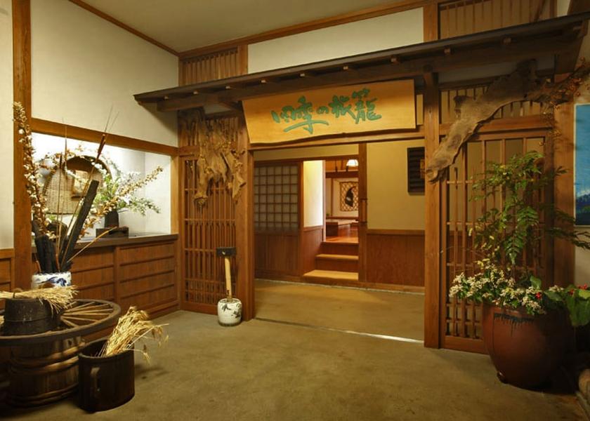 Shimane Oda Interior Entrance