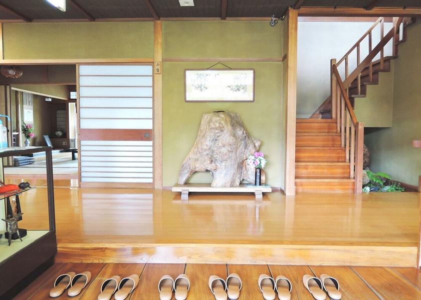 Fukui Ono Interior Entrance