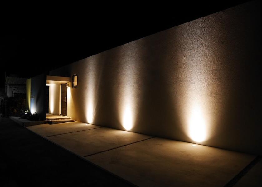 Okinawa (prefecture) Uruma Facade