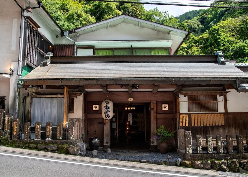 Kanagawa Isehara Exterior Detail