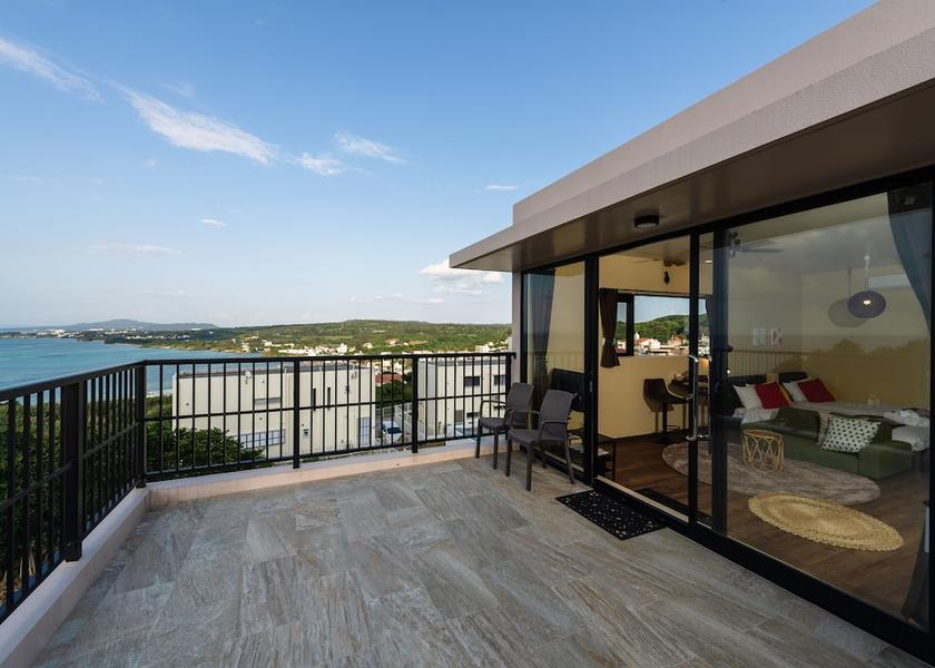 Okinawa (prefecture) Yomitan Terrace