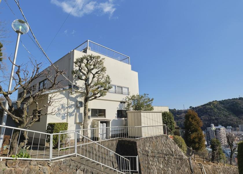 Kanagawa Yugawara Exterior Detail