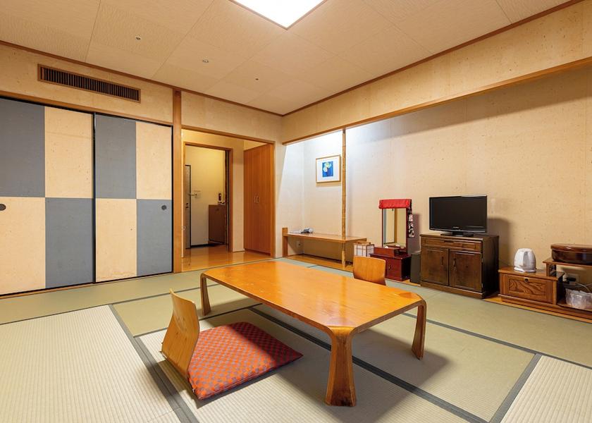 Fukui Tsuruga Room
