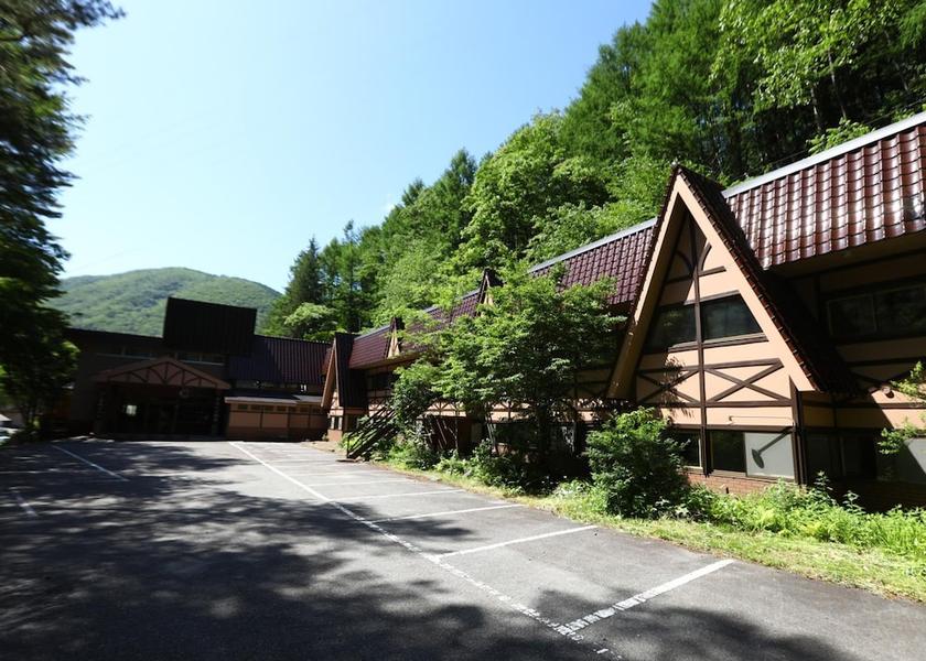 Nagano Matsumoto Exterior Detail
