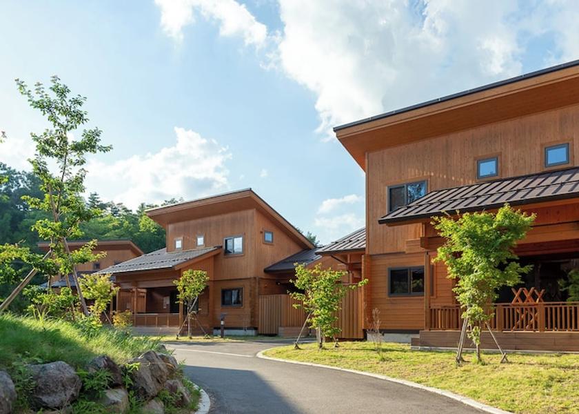 Yamanashi Fujiyoshida Property grounds