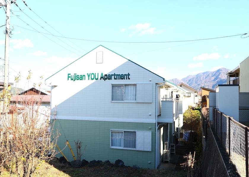 Yamanashi (prefecture) Fujiyoshida Exterior Detail
