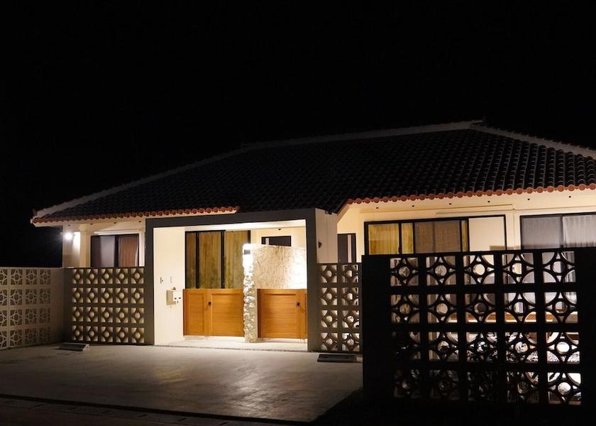 Okinawa (prefecture) Nago Exterior Detail