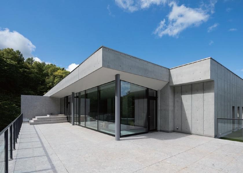 Hokkaido Kutchan Exterior Detail