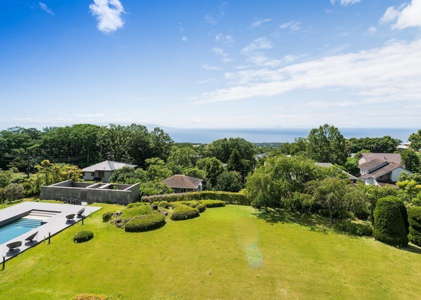 Shizuoka Ito Courtyard