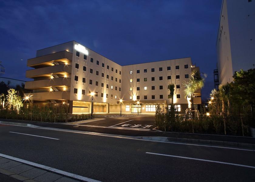 Chiba Urayasu Front of property - evening/night