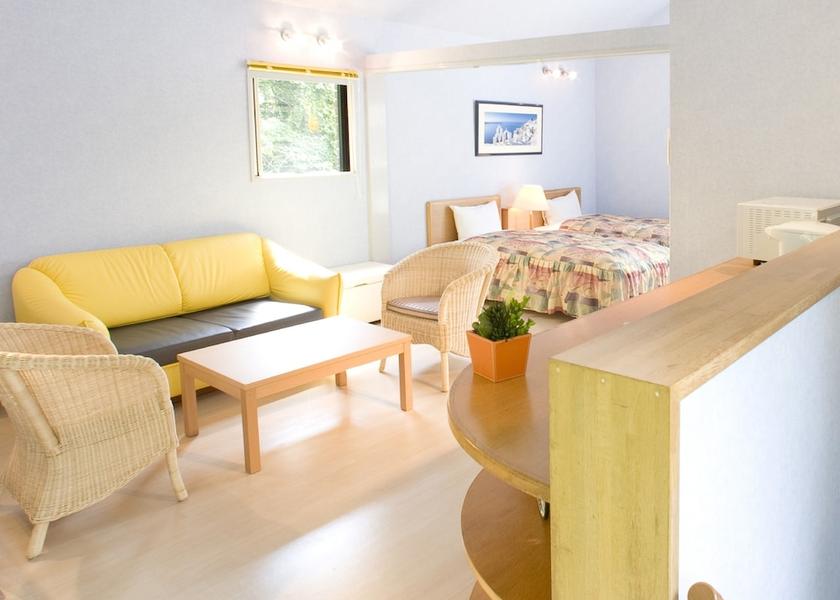 Yamanashi (prefecture) Yamanakako Room