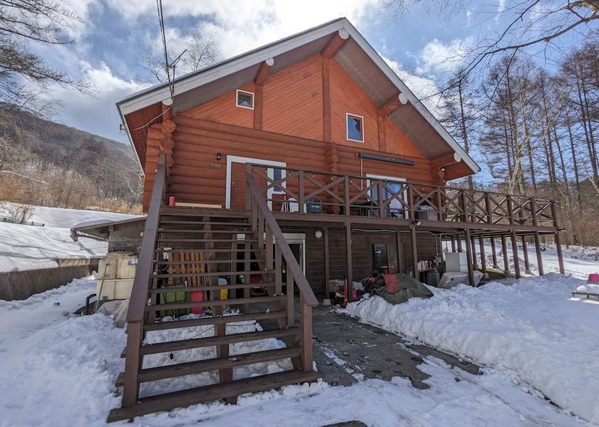 Yamanashi (prefecture) Yamanakako Facade