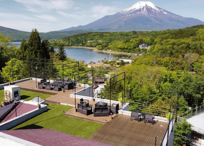 Yamanashi (prefecture) Yamanakako Terrace