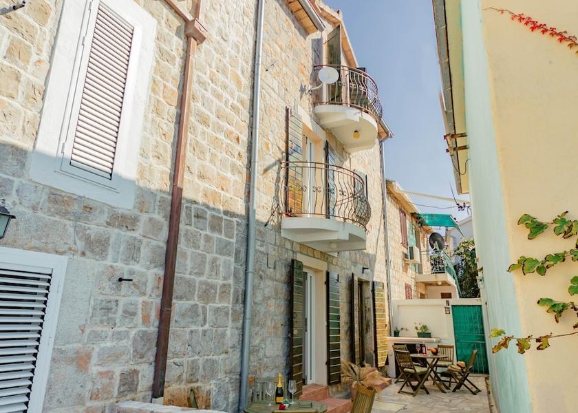  Bigovo Primary image