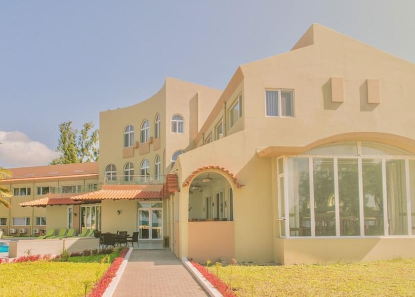  Mozambique Island Facade