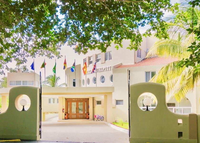  Mozambique Island Entrance