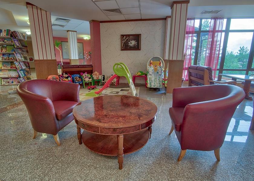  Veliko Tarnovo Reception