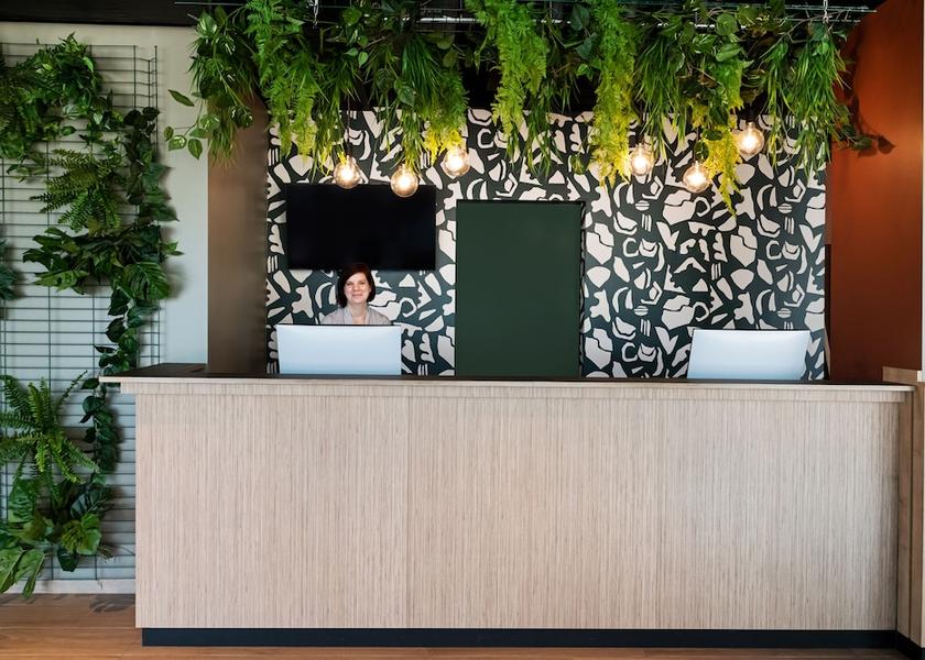 Canton of Vaud Nyon Reception