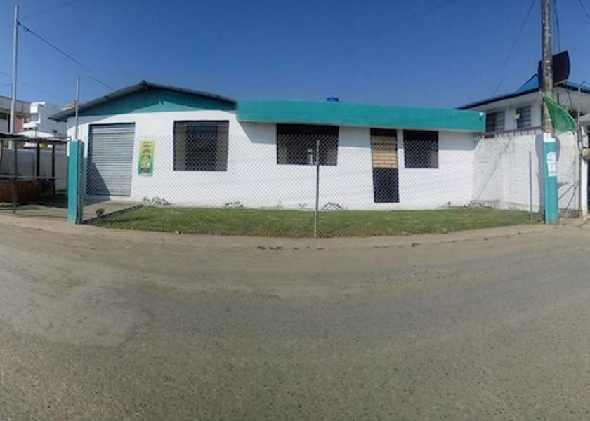 Esmeraldas Tonsupa Entrance