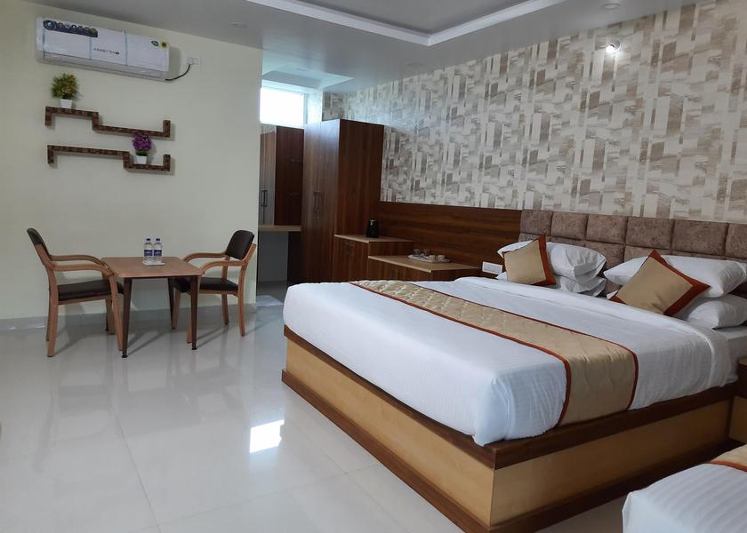 Karnataka Bangalore Suite Room