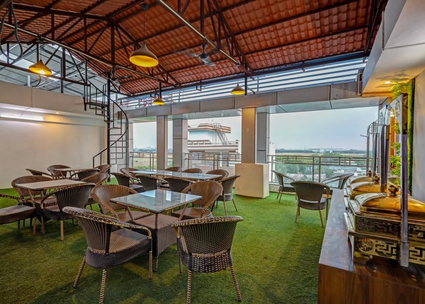 Uttar Pradesh Noida Food & Dining