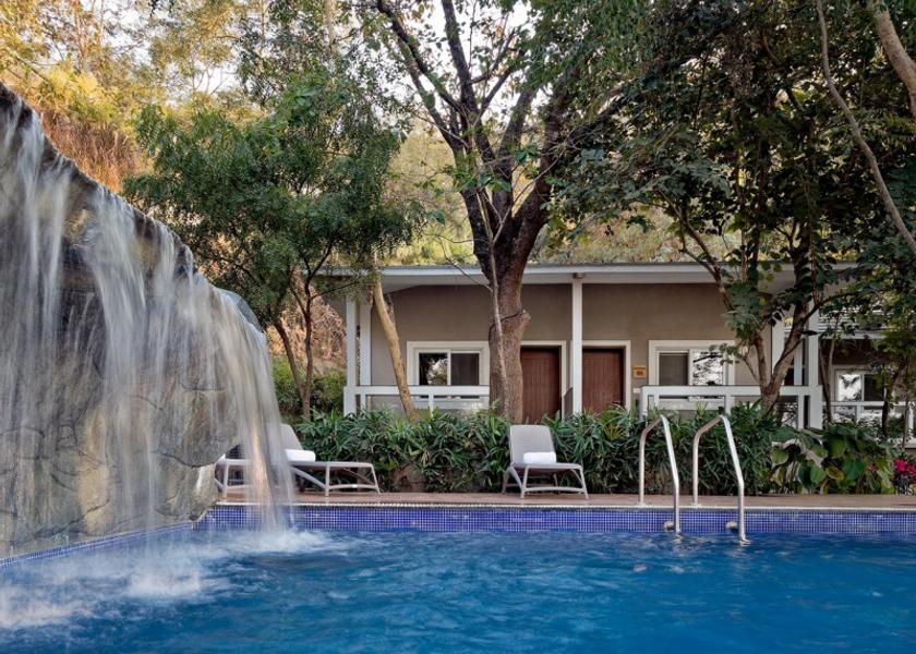 Maharashtra Pune Pool