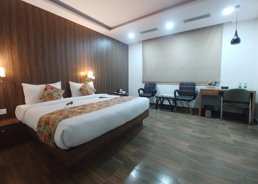 Uttar Pradesh Noida Suite