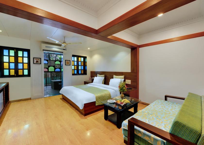 Rajasthan Mount Abu Family Suite with Balcony