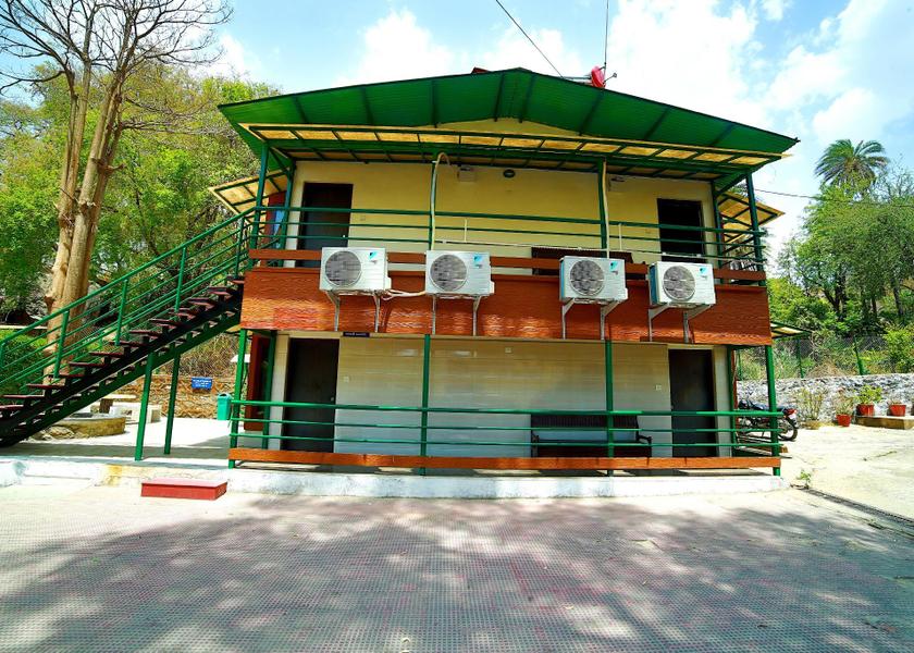 Rajasthan Mount Abu Exterior view