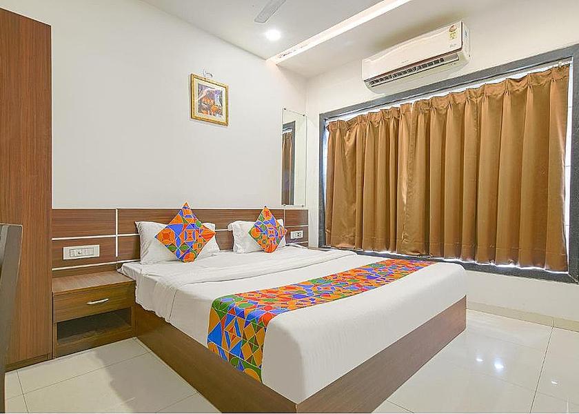 Madhya Pradesh Indore Deluxe Room