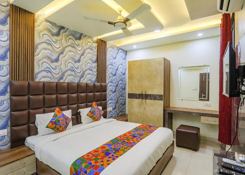 Uttar Pradesh Kanpur Deluxe Room