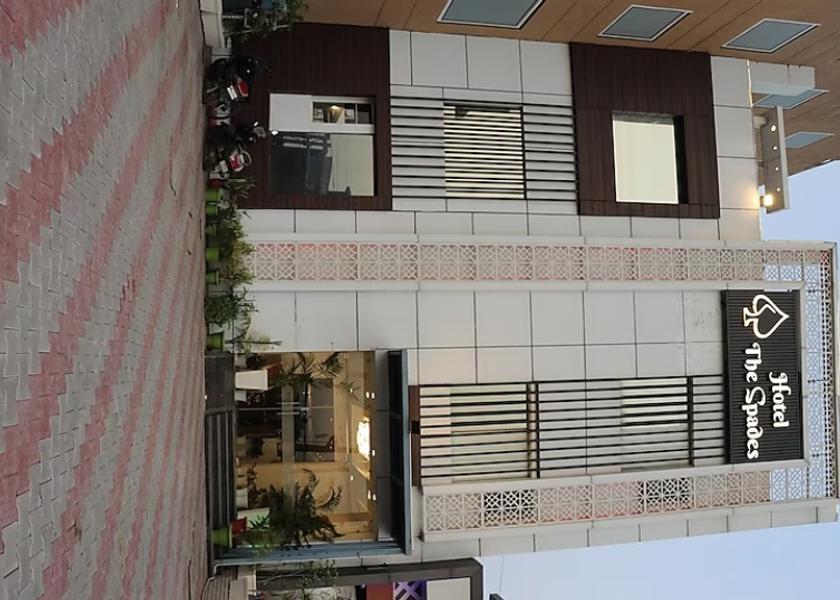 Punjab Zirakpur Hotel Exterior
