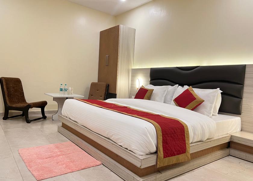 Himachal Pradesh Dalhousie Deluxe Room
