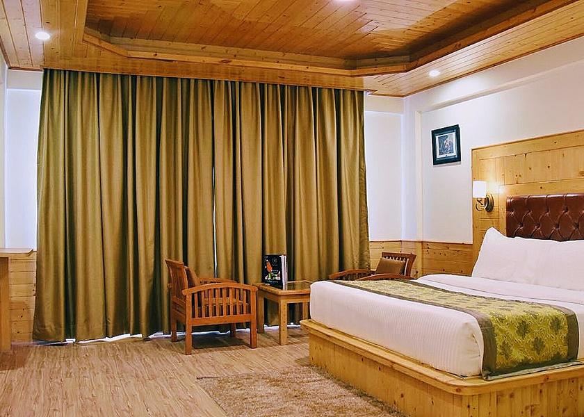 Himachal Pradesh Manali Himalayan Retreat with Private Balcony