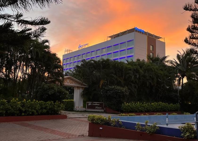 Karnataka Hubballi Hotel Exterior