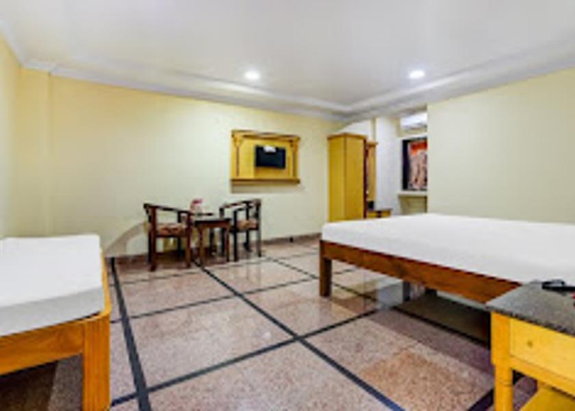Andhra Pradesh Eluru Public Areas