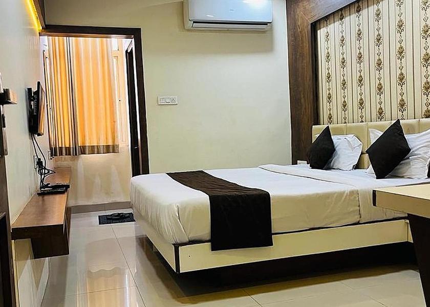 Madhya Pradesh Indore Deluxe Double or Twin Room