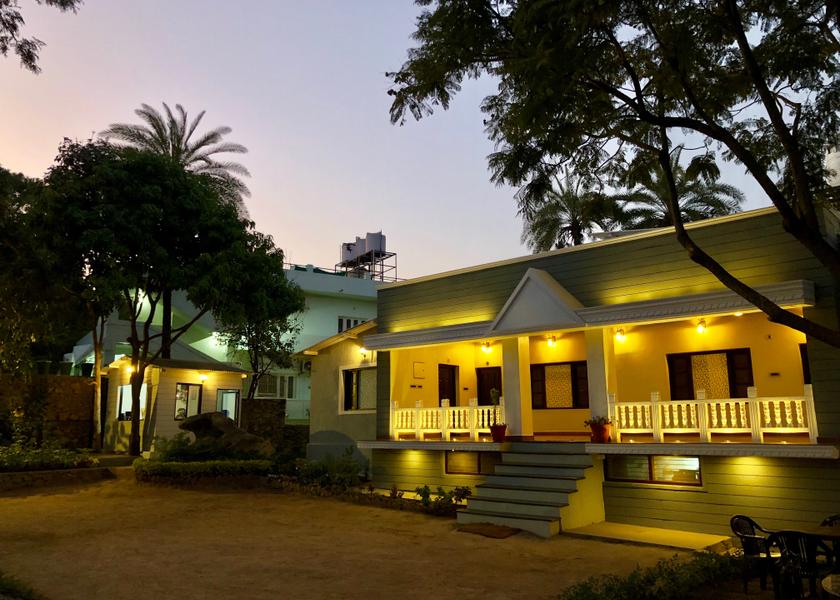 Rajasthan Mount Abu Hotel Exterior