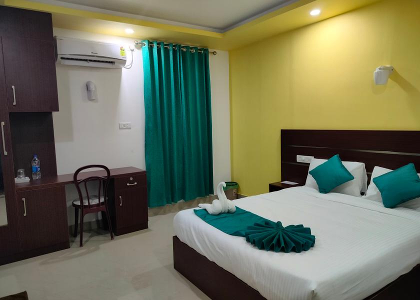 Kerala Thiruvananthapuram Standard Room AC