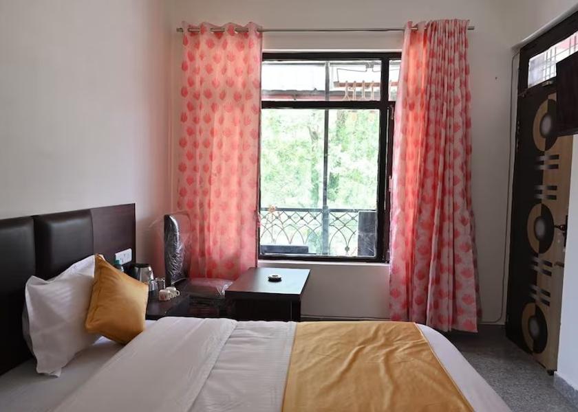 Uttarakhand Nainital Room